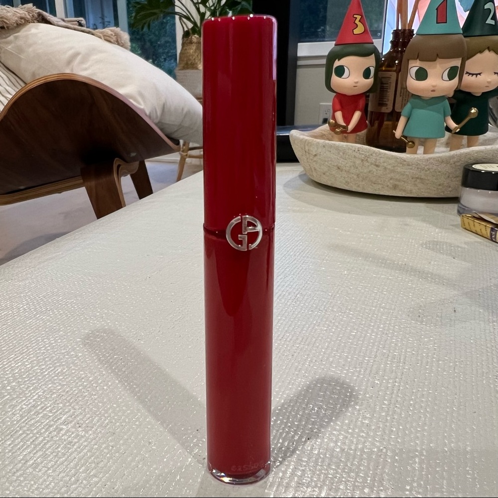 Armani LIP MAESTRO LIQUID LIPSTICK
A VELVET-MATTE - 400